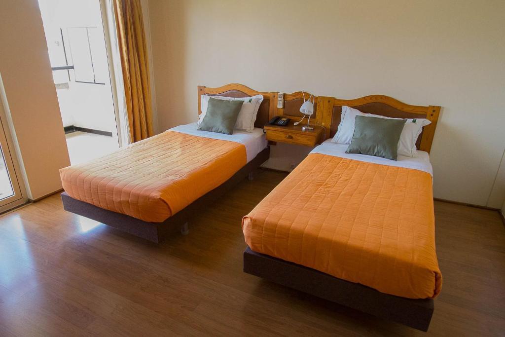 S. Mamede Hotel Guimaraes Phòng bức ảnh